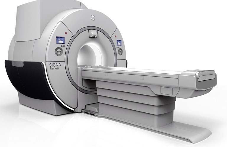 高性能の医療設備（MRI3.0テスラ）2台